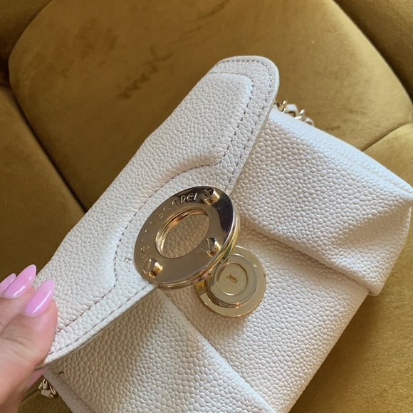 Mini Henri Bendel Crossbody bag - Picture 5 of 10